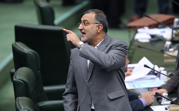 نطق زاکانی جنجالی شده است / ظریف و دولت توافق را فعلا تکذیب می کنند