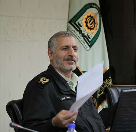 هدایت باند کلاهبرداری فضای مجازی از یکی از زندان های کشور!!