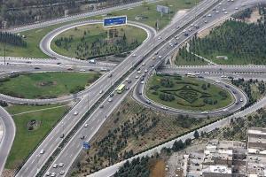 ادعای تملک اراضی یکی از اتوبانهای تهران و شکایت از شهرداری