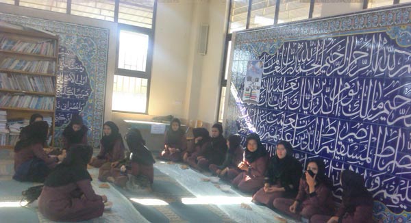 پخت آش نذري در مدرسه بنت الهدي و حضرت معصومه(س) گميشان + تصاوير