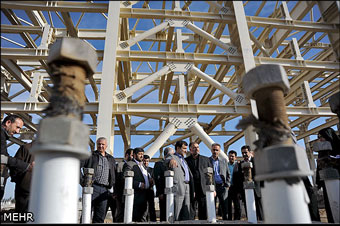 در آستانه سفر رئیس جمهور به گلستان ؛ پتروشیمی گلستان پر فراز و نشیب ولی امیدوار و منتظر تدبیر