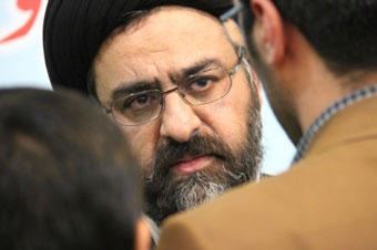 مشکل ما در گلستان اینست که خنثی کننده و تکذیب کننده همدیگر هستیم / آیت الله نورمفیدی در امور اجرایی استان دخالت نمی کند