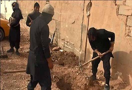 تصاویری از چگونگی سنگسار جوان سوری