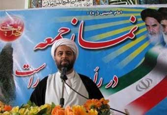 هر کس در رفع حصر سران فتنه بکوشد ضد انقلاب ، امام و رهبری است