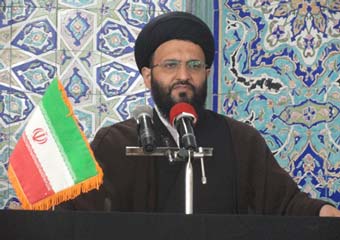 آقای روحانی فتنه مساله کوچکی نیست/ امروز خیلی ها انقلاب مخملی و براندازی نظام را فراموش کرده اند / ابراز تاسف از قتل برادر یک شهید در جلوی چشم پدر و مادر