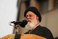 واکنش آیت الله علم الهدی به امام جمعه مشهد ، طرح مجدد موضوع رفراندوم