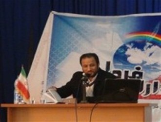 برخی مسئولان مدرسه به قارنلی و بمب خنده بیشتر اهمیت می دهند.