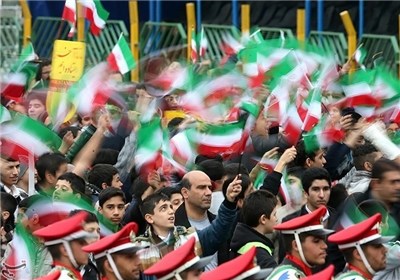 قطعنامه پایانی راهپیمایی ۲۲بهمن: ایران توانمندیهای دفاعی و موشکی خود را غیرقابل مذاکره میداند