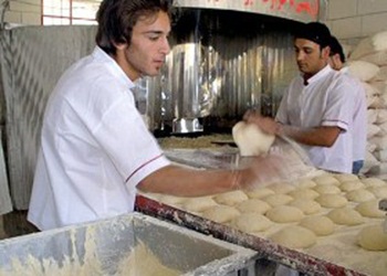 در تعطیلات نوروزی قیمت نان را تا ۶۰ درصد افزایش دادند