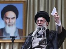  رهبر معظم انقلاب: برخی‌ها دنبال تحریف شخصیت امام راحل هستند/اگر راه امام(ره) را گم یا فراموش کنیم، ملت ایران سیلی خواهد خورد/امام اسلام ناب را در مقابل اسلام امریکایی قرار داد