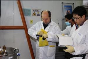 اذعان روحانی به بازرسی در دوران اصلاحات/ جابهجایی بازرسان هستهای با خودروهای پردهدار!