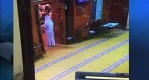 انتشار ویدئوی لحظه ورود تروریست بمبگذار به مسجد امام صادق (ع) در کویت