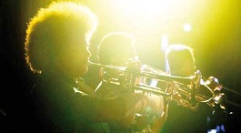 آنها كه سُرنا را از سر گشاد مي‌زنند!