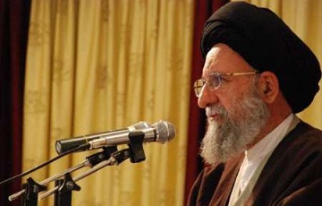  امروز اختلاس های میلیاردی و حیف و میل بیت المال از بزرگترین منکرات در جامعه اسلامی است