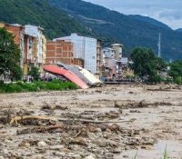 طوفان، پرونده قطور تخلف ها در «کن» را گشود سلامت نیوز: طوفان، پرونده قطور تخلف ها در «کن» را گشود