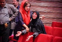 ک لحظه چشمانتان راببندید و این مادر راتصور کنید...