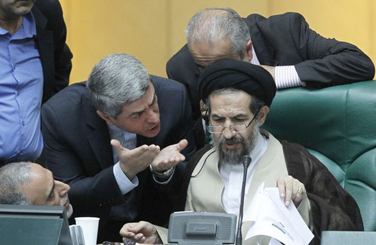 عکس : عصبانیت وزیر 3 کارته روحانی 