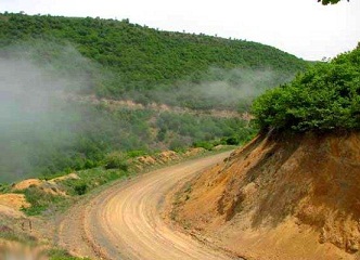 حمله بولدوزری به جنگل ابر به بهانه آب/ قظع ٣٢٠ اصله درخت/تنش‌هاي سياسي-امنيتي در دو استان گلستان و سمنان