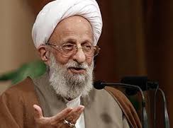 انتقاد آیتالله مصباحیزدی از خانواده امام و هاشمی