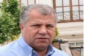 علی پروین به دلیل فشار خون بالا در بیمارستان کسری بستری شد.