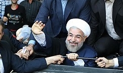 نماینده مردم ساری و میاندورد در مجلس از تاخیر یک روزه سفر رئیس جمهوری به مازندران خبر داد.