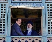 مقام معظم رهبری در بازدید از لوکیشن محمد رسول الله(ص) +عکس 