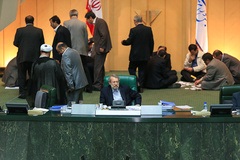 همه حاشیه های جنجالي امروز مجلس+تصویر