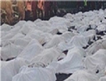  پیکر جانباختگان حادثه منا  که مظلومانه در آبادان تشییع شد