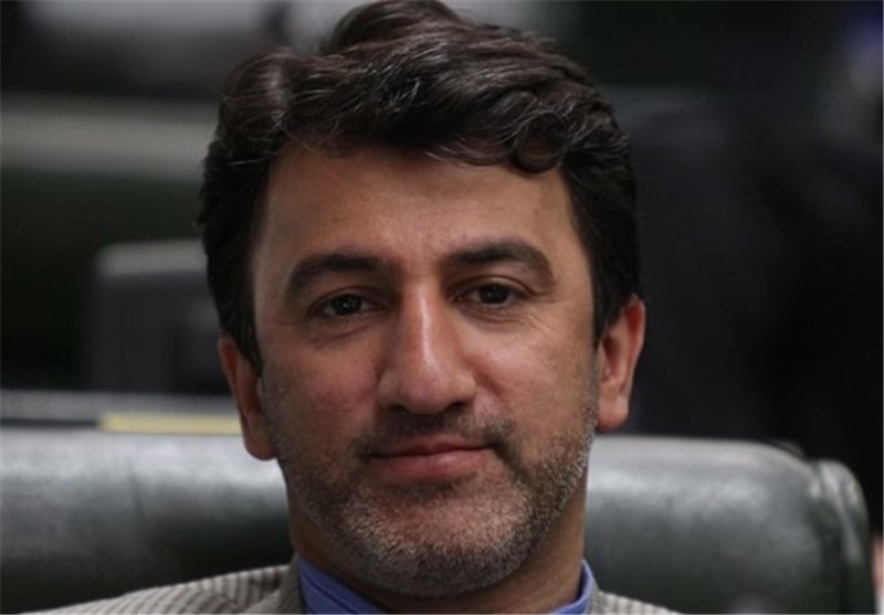 مجلس از فعالان بخش استاندارد حمایت میکند