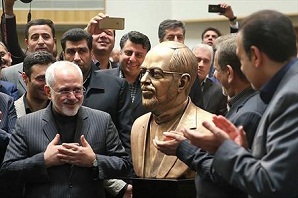 خود گوییم، خود خندیم، به به چه هنرمندیم!