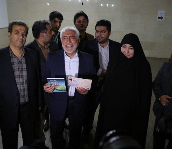 محمد غرضی و همسرش در وزارت کشور+عکس 