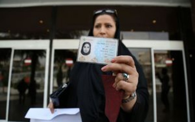 حاشیههای اولین ساعات ثبت نام در ستاد انتخابات