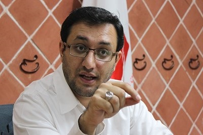 نامزدی جهانگیری دوپینگ دولت برای انتخابات است/ دولت درصدد فرعی کردن مسئله معیشت است