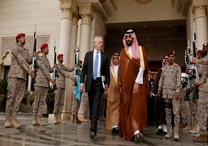 خوش رقصی وزیر دفاع آمریکا برای آلسعود: هرجای منطقه مشکلی به چشم میخورد، ایران آنجاست!