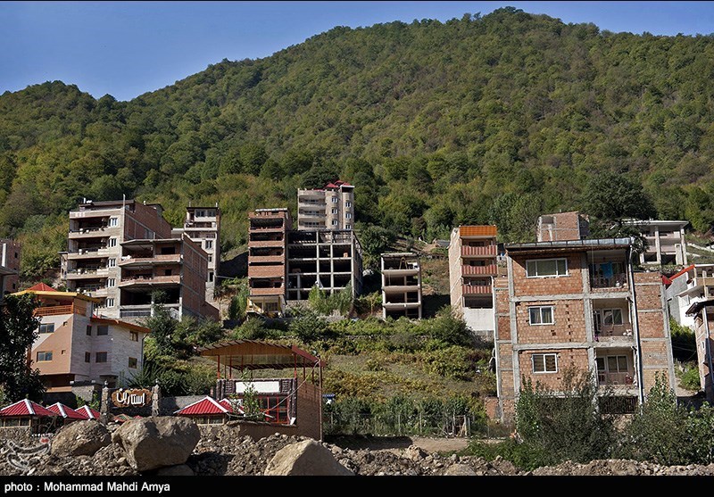 ردپای افراد بانفوذ در زمین‌خواری گسترده روستای «زیارت»/ بخشی از ساخت و سازها تخریب می‌شود 