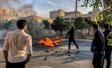 چرا هیچ دستگاه نظارتی ورود نمی کند؟!/ روزنامه 