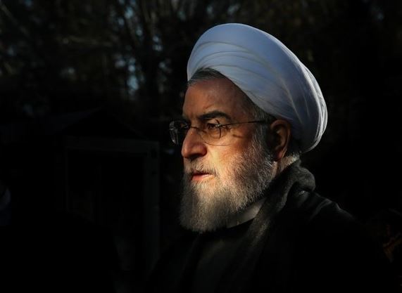 آقای روحانی, مگر یادتان رفته محمد هاشمی علت خروج از حزب مطلوب خود را نماز نخواندن برخی از اعضای شورای مرکزی اعلام کرد/ مگر دبیر‌کل حزب اعلام نکرد ما لیبرال هستیم. حالا اگر این‌ها رد شوند به دلیل تقیدات دینی است یا تعلقات جناحی؟