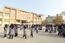 حاشیه‌های واگذاری مدارس دولتی به بخش خصوصی فعلا قرار نیست تمام شود