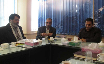 رودروایسی ، تعارف، رانت و نفوذ افراد در بدنه دولت بیداد می کند و باید جلوی آنها را گرفت .