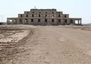 آمار تکاندهندهای از پروژهها در کشور/ طرحهایی که با نفت 200 دلاری هم به اتمام نمیرسند!