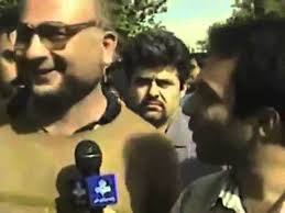 چرا بعضی دوست دارند خودشان را درجامعه معروف و بزرگ جلوه بدهند؟