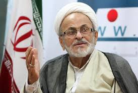 احمدی نژاد از اولیا الهی است/شکند دست ملتی که دوباره به روحانی رای بدهد