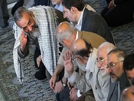 حاشیه نگاری از یک اتفاق خاص در دیدار مسئولان نظام با رهبر انقلاب/ گفتگوی صمیمانه و چند دقیقه ای محمد رضا عارف با سردار نقدی