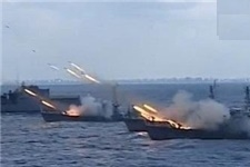 آخرین خبر از جزئیات بازداست ١٠ نظامی آمریکایی توسط سپاه پاسداران در خلیج فارس +عکس نمونه قایق امریکایی