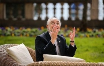 اقدام دولت در تخریب رآکتور اراک و بتن ریزی در قلب آن، بر خلاف فرمان رهبری 