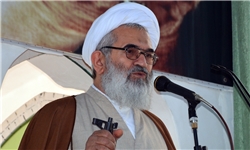 امام جمعه قائم‌شهر: سست کردن بنیه دفاعی کشور خیانتی بزرگ است/ لازمه رفع تحریم دشمن افزایش اقتدار است